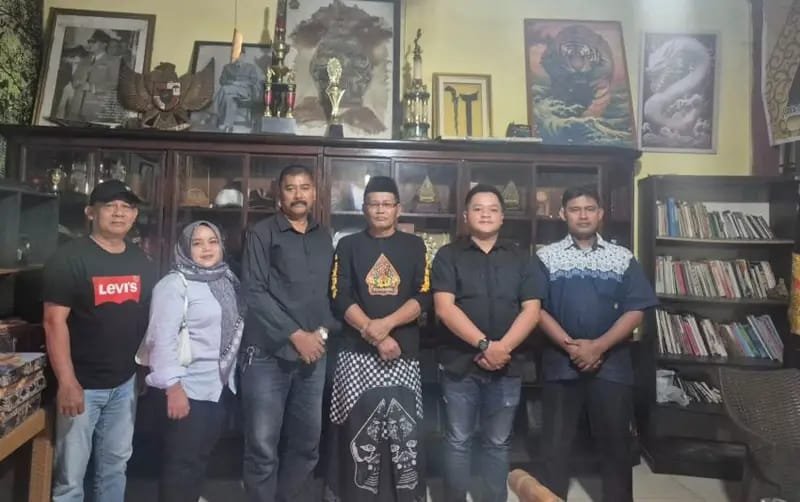 Silahturahmi DPP LSM GEMPUR Ke PENDAWA Untuk Saling Bersinergi